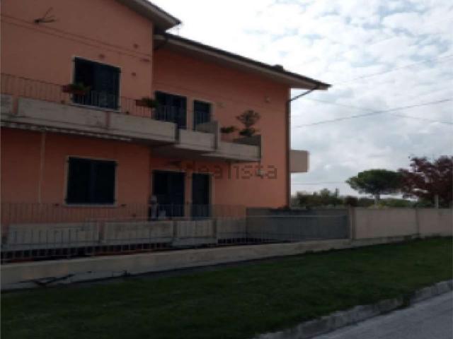 Appartamento in vendita a Baia Metauro, Marche