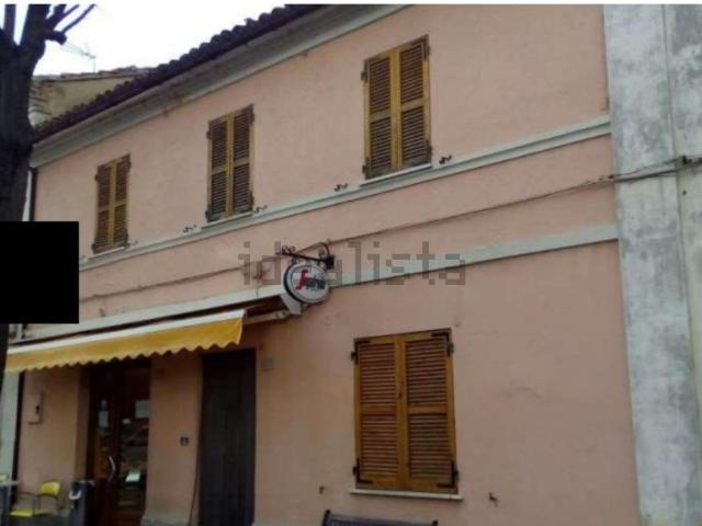 Appartamento in vendita a Terre Roveresche, Marche