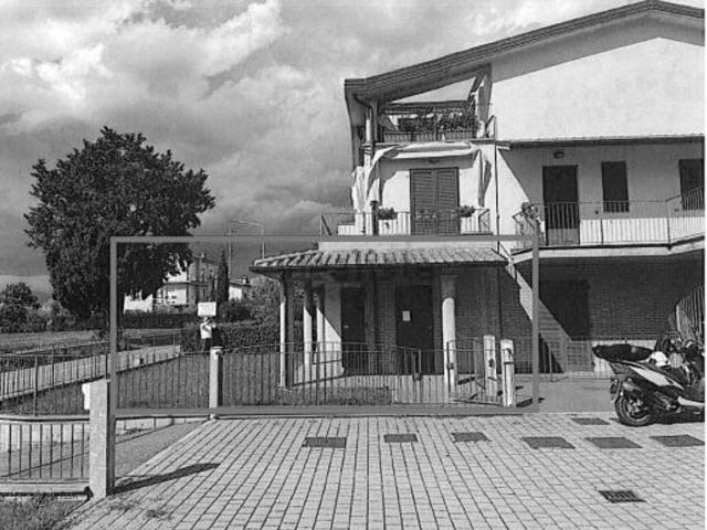 Appartamento in vendita a Palazzo Del Pero, Toscana