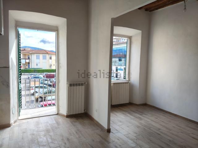 Appartamento in vendita a Montevarchi, Toscana
