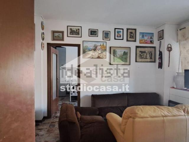 Appartamento in vendita a Melegnano, Milano