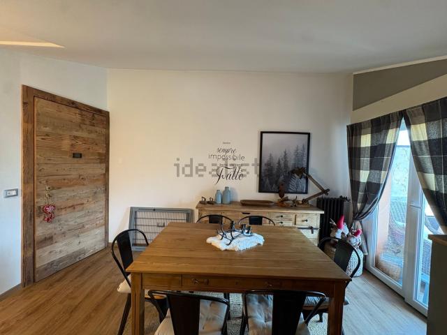Appartamento in vendita a Rovetta, Lombardia