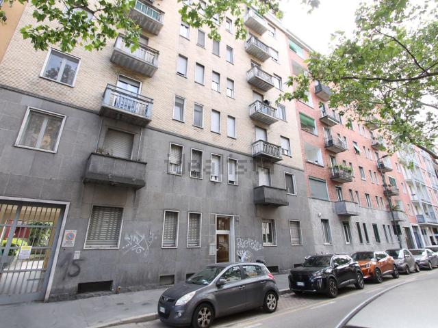 Appartamento in vendita a Municipio 7, Milano
