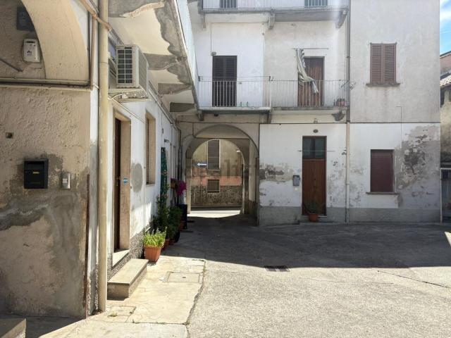 Appartamento in vendita a Busnago, Lombardia