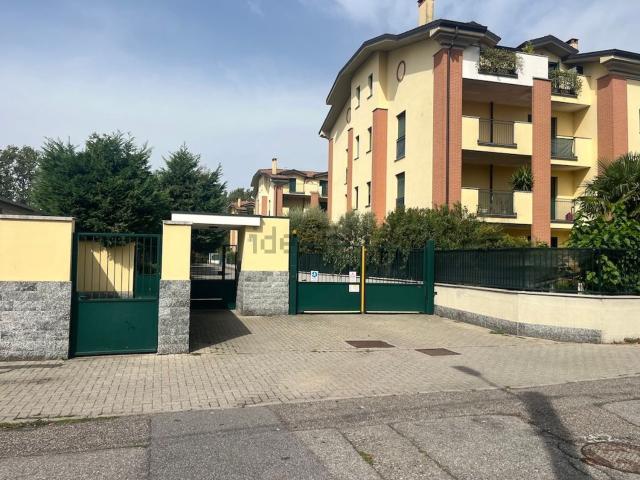 Appartamento in vendita a Sedriano, Milano