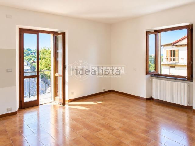 Appartamento in vendita a Montorfano, Como