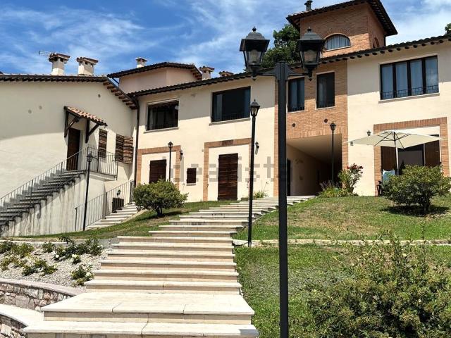 Appartamento in vendita a Marche, Pesaro E Urbino