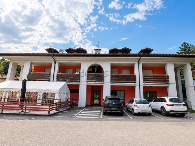 Appartamento in vendita a Poppino, Luino