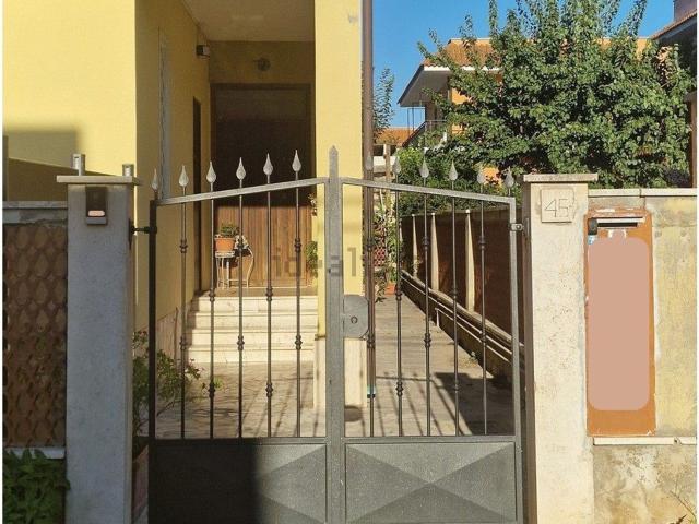 Appartamento in vendita a Fiumicino, Roma Capitale