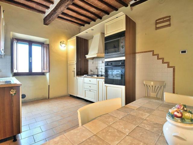 Appartamento in vendita a Colle Di Val D'elsa, Toscana