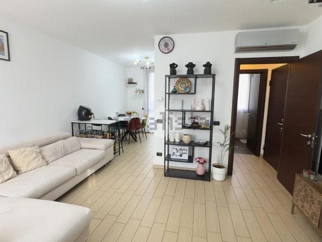Appartamento in vendita a Bellinzago Lombardo, Lombardia