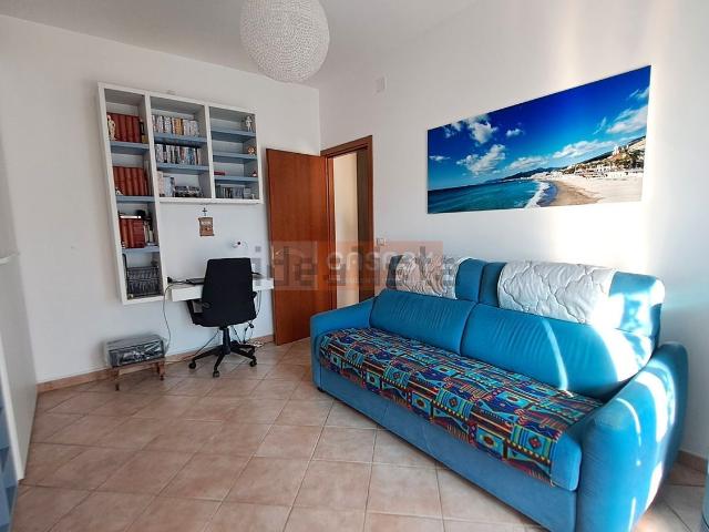Appartamento in vendita a Pietra Ligure, Liguria