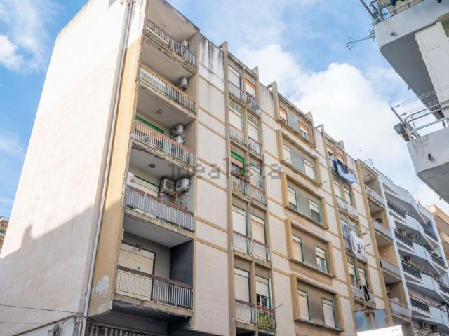 Appartamento in vendita a Giostra, Messina