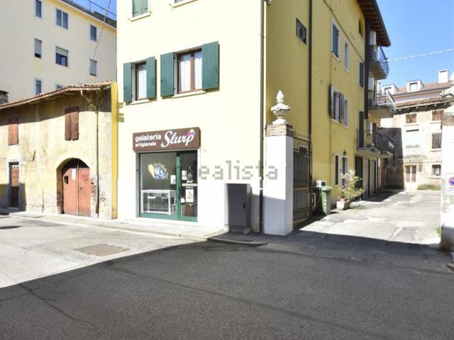 Appartamento in vendita a Bussolengo, Veneto