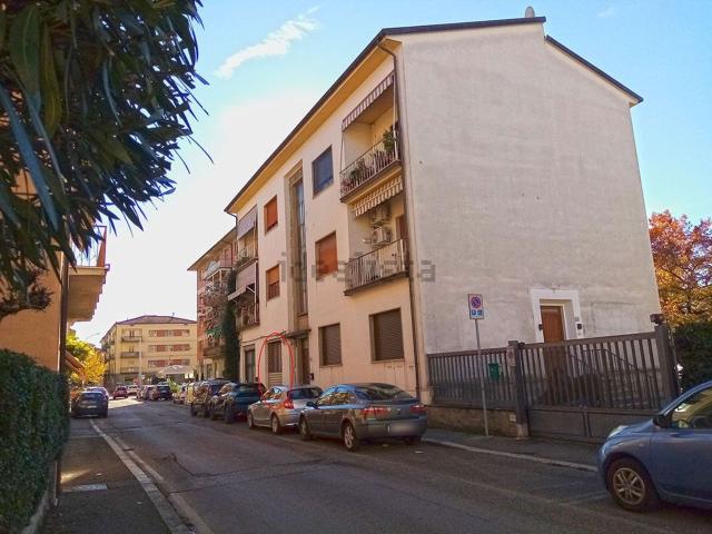 Appartamento in vendita a Palazzo Del Pero, Toscana