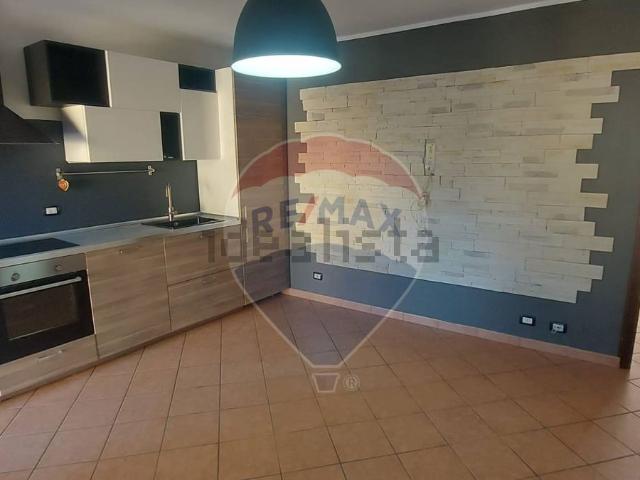 Appartamento in vendita a Brebbia, Lombardia