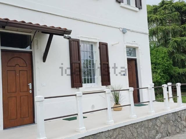 Appartamento in vendita a Cornate D'adda, Lombardia