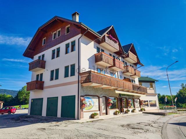 Appartamento in vendita a Canove Di Roana, Veneto