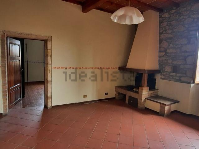 Appartamento in vendita a Campolungo, Colle Di Val D'elsa