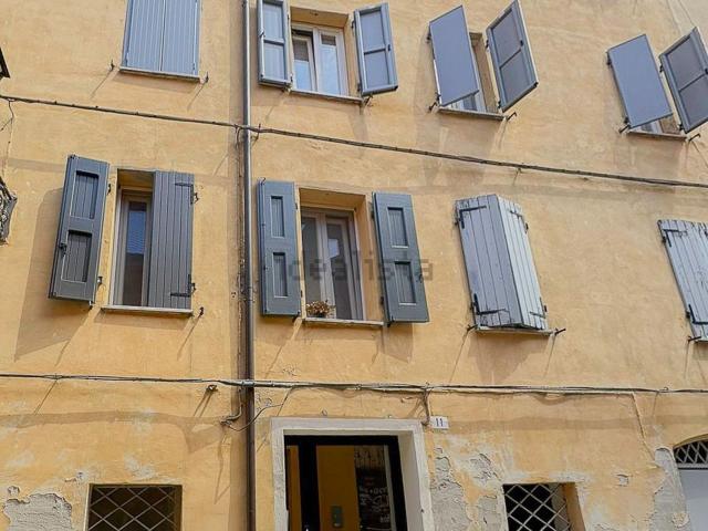 Appartamento in vendita a Centro Storico, Modena