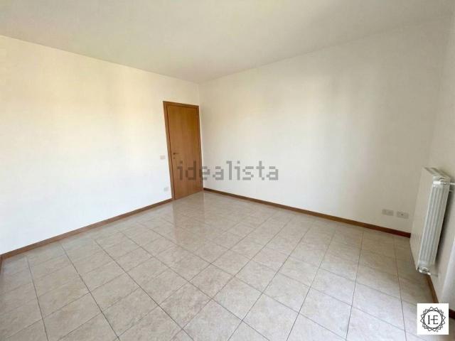 Appartamento in vendita a Brembate, Lombardia