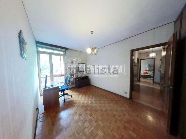 Appartamento in vendita a Porossan-Le Movisod, Aosta