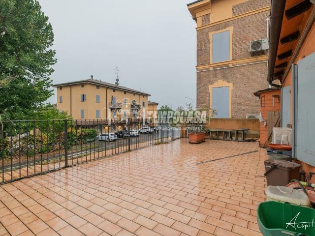 Appartamento in vendita a Tre Olmi, Modena