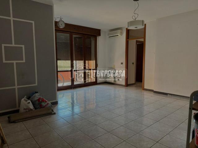 Appartamento in vendita a Unione dei comuni del Distretto Ceramico, Modena