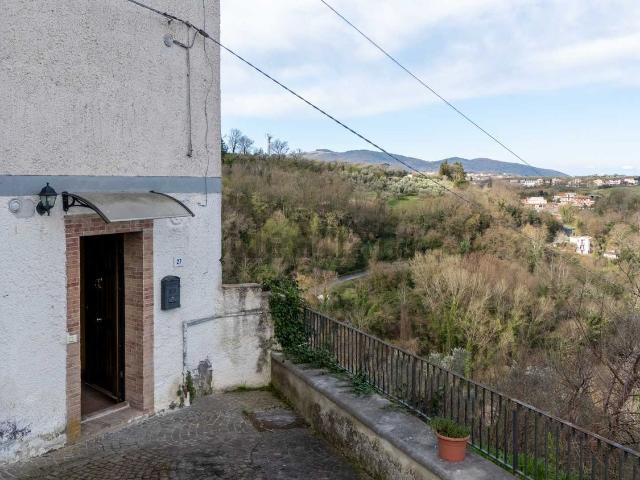 Appartamento in vendita a Poggio Moiano, Lazio