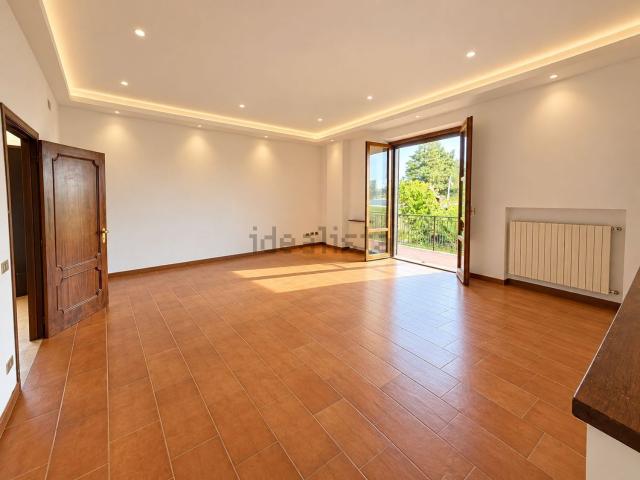 Appartamento in vendita a Gabella, Montemarciano