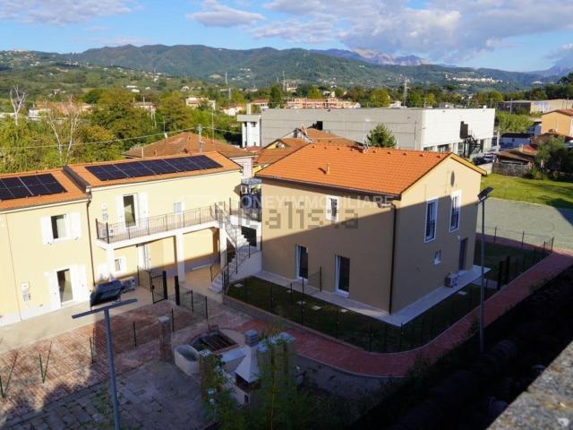 Appartamento in vendita a Sarzana, Liguria