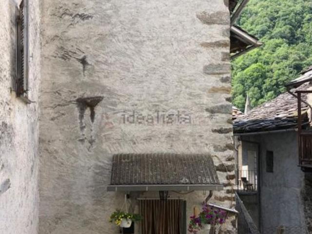 Appartamento in vendita a Nicche, Issime