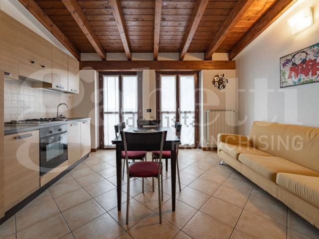 Appartamento in vendita a Rozzano, Lombardia