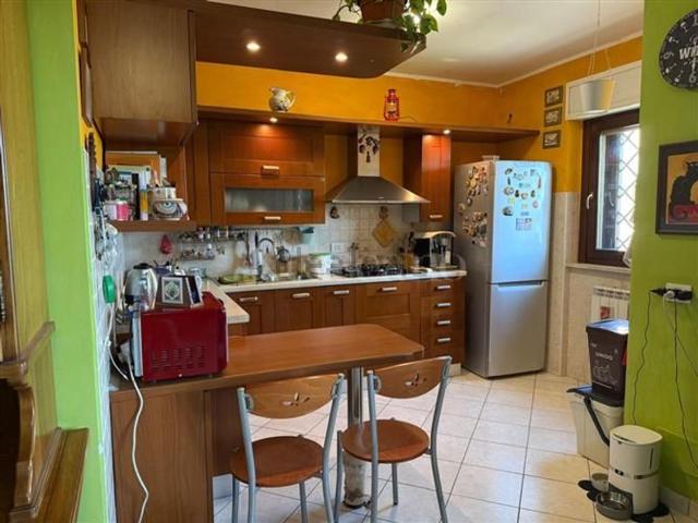 Appartamento in vendita a Latina, Lazio