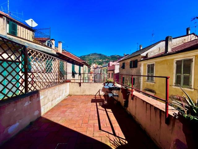 Appartamento in vendita a Finale Ligure, Liguria