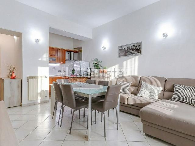 Appartamento in vendita a Varano Borghi, Lombardia