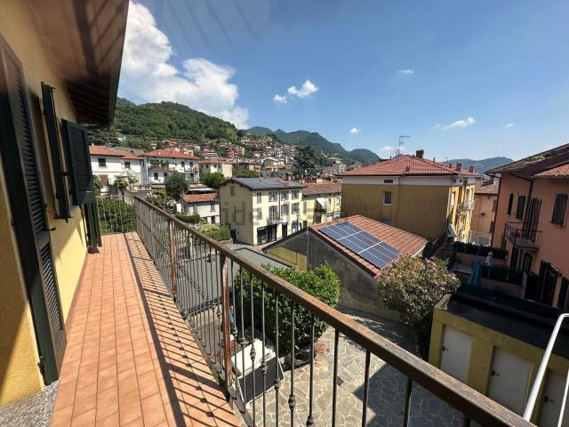 Appartamento in vendita a Castel, Calolziocorte