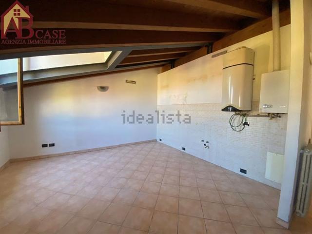 Appartamento in vendita a Gambolò, Lombardia