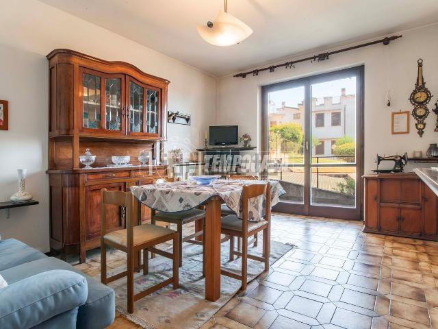 Appartamento in vendita a Cascina Cantirèe, Appiano Gentile