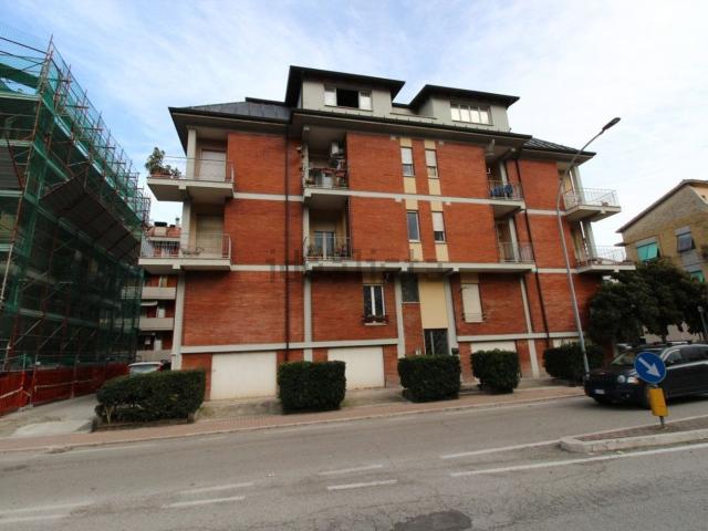Appartamento in vendita a Porta Maggiore, Marche