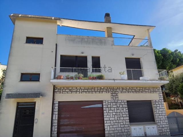 Appartamento in vendita a Sirolo, Ancona