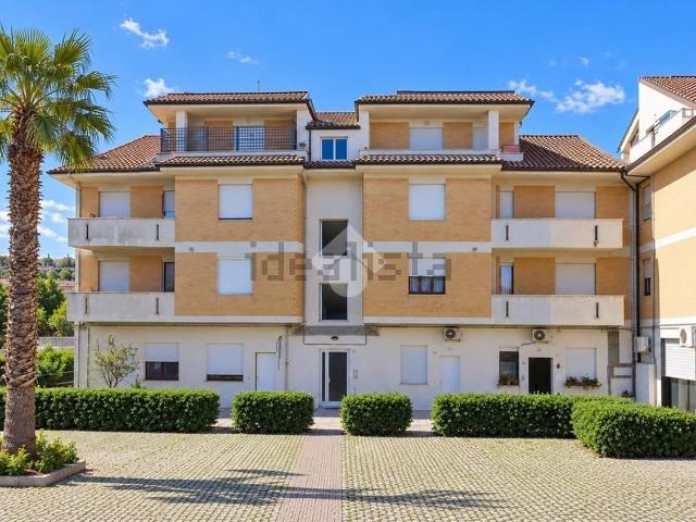 Appartamento in vendita a Faleriense, Porto Sant'Elpidio