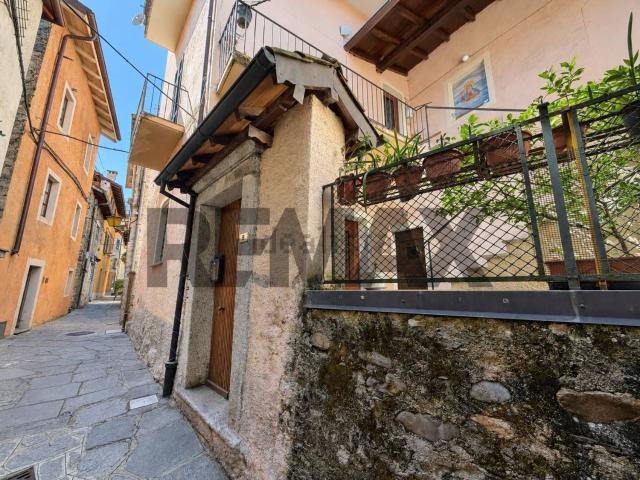 Appartamento in vendita a Oggiogno, Cannero Riviera