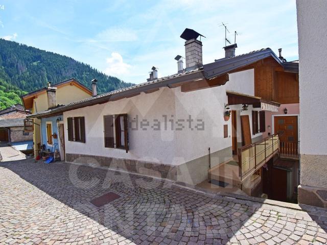 Appartamento in vendita a Comunità territoriale della Val di Fiemme, Valfloriana