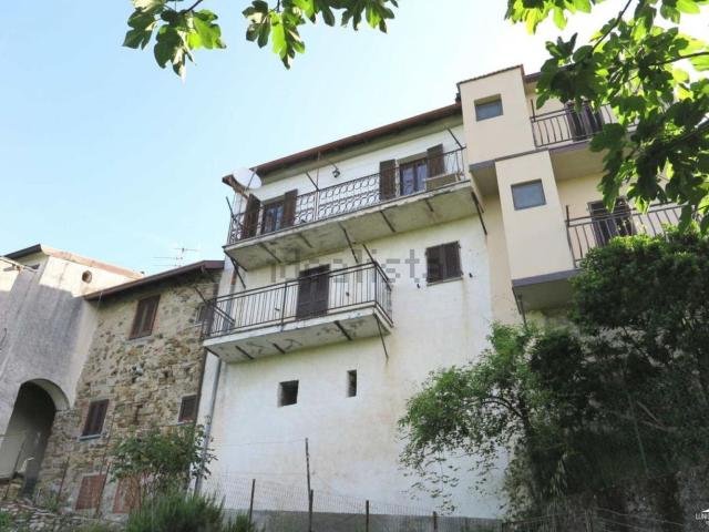 Appartamento in vendita a Unione di comuni Montana Lunigiana, Bagnone