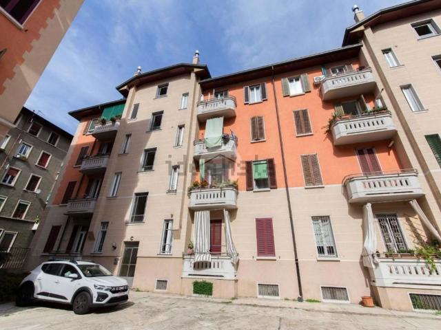 Appartamento in vendita a Municipio 8 di Milano, Milano