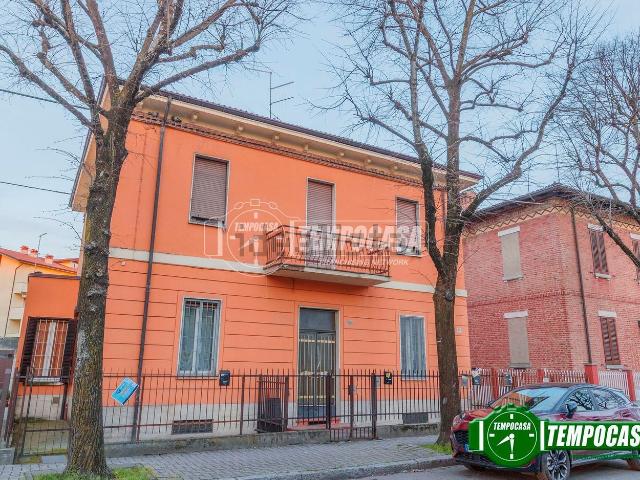 Appartamento in vendita a Piacenza, Reggio Emilia