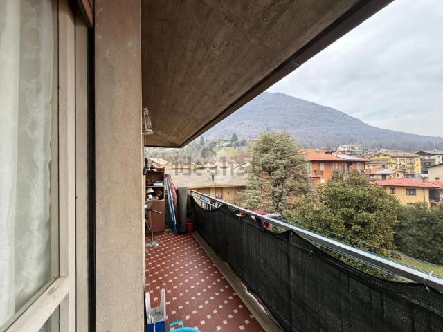 Appartamento in vendita a Albino, Lombardia