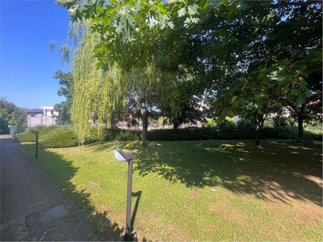 Appartamento in vendita a Brebbia, Lombardia