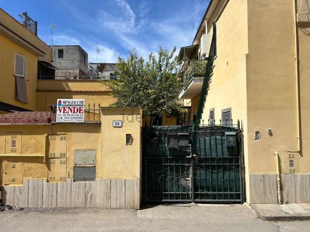 Appartamento in vendita a Borgo Medievale, Roma Capitale